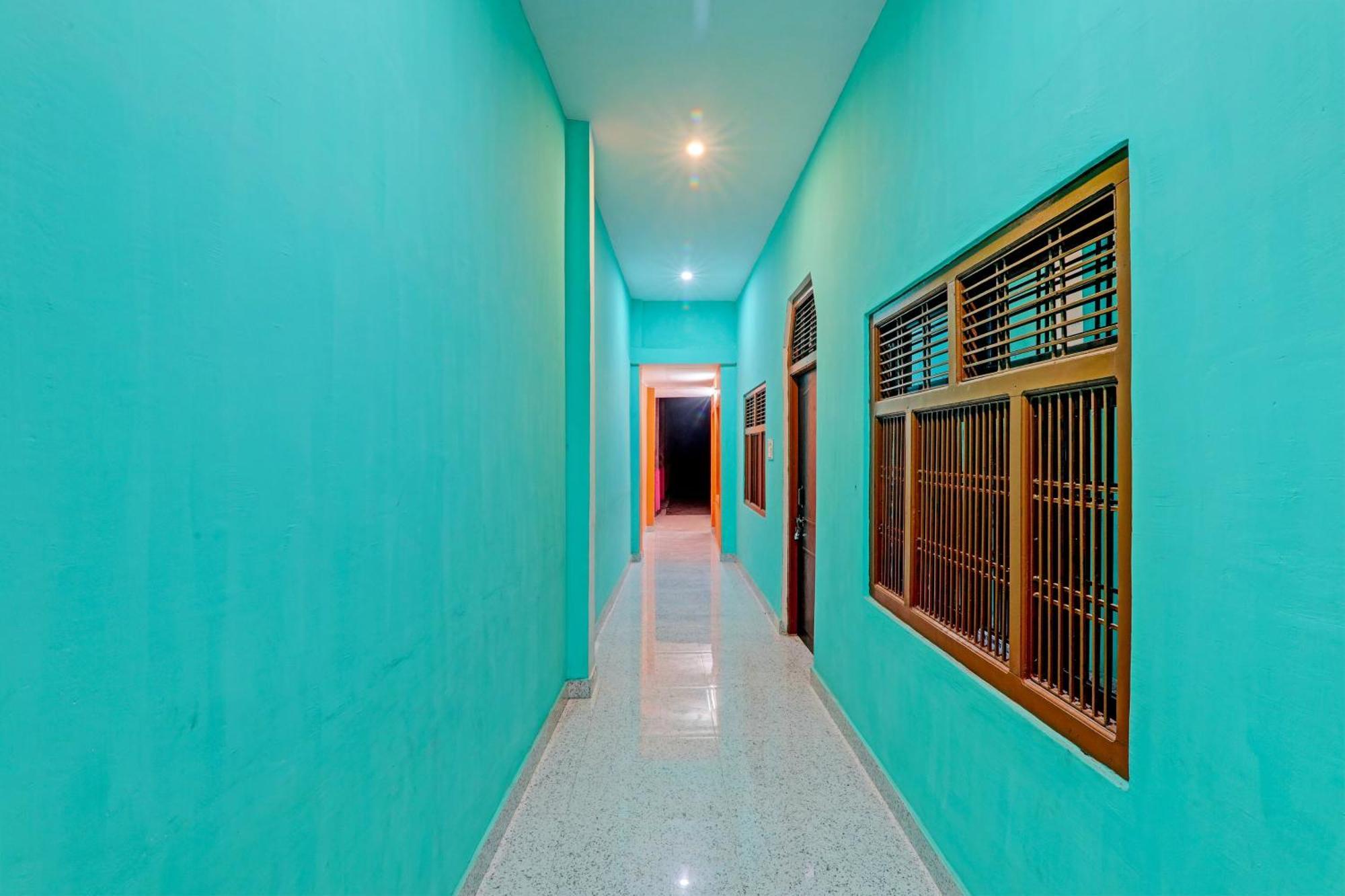 Hotel O Home Om Marriage Hall Ayodhya Exterior photo